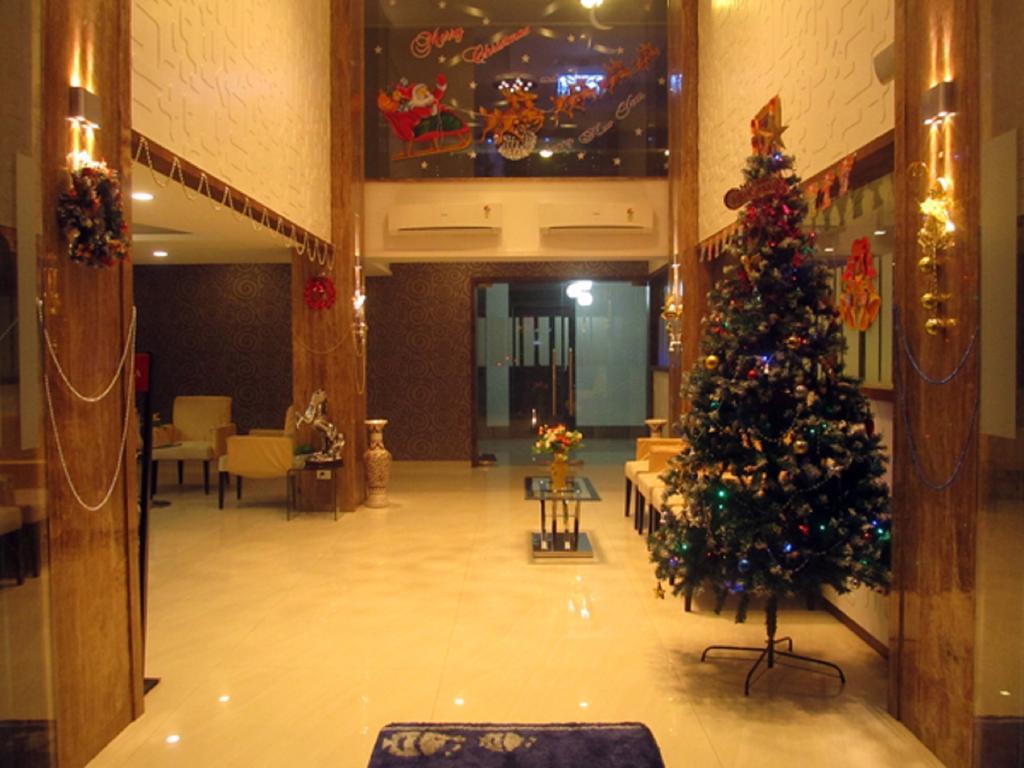 Hotel Blue Lagoon Daman Exterior foto