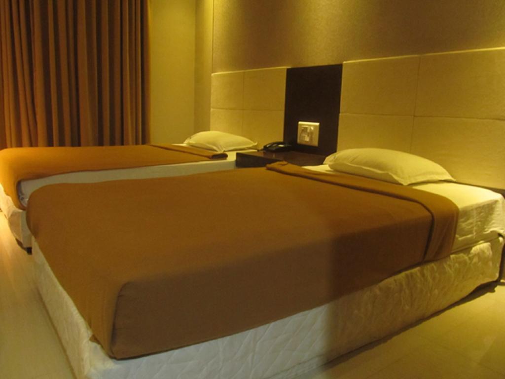 Hotel Blue Lagoon Daman Zimmer foto